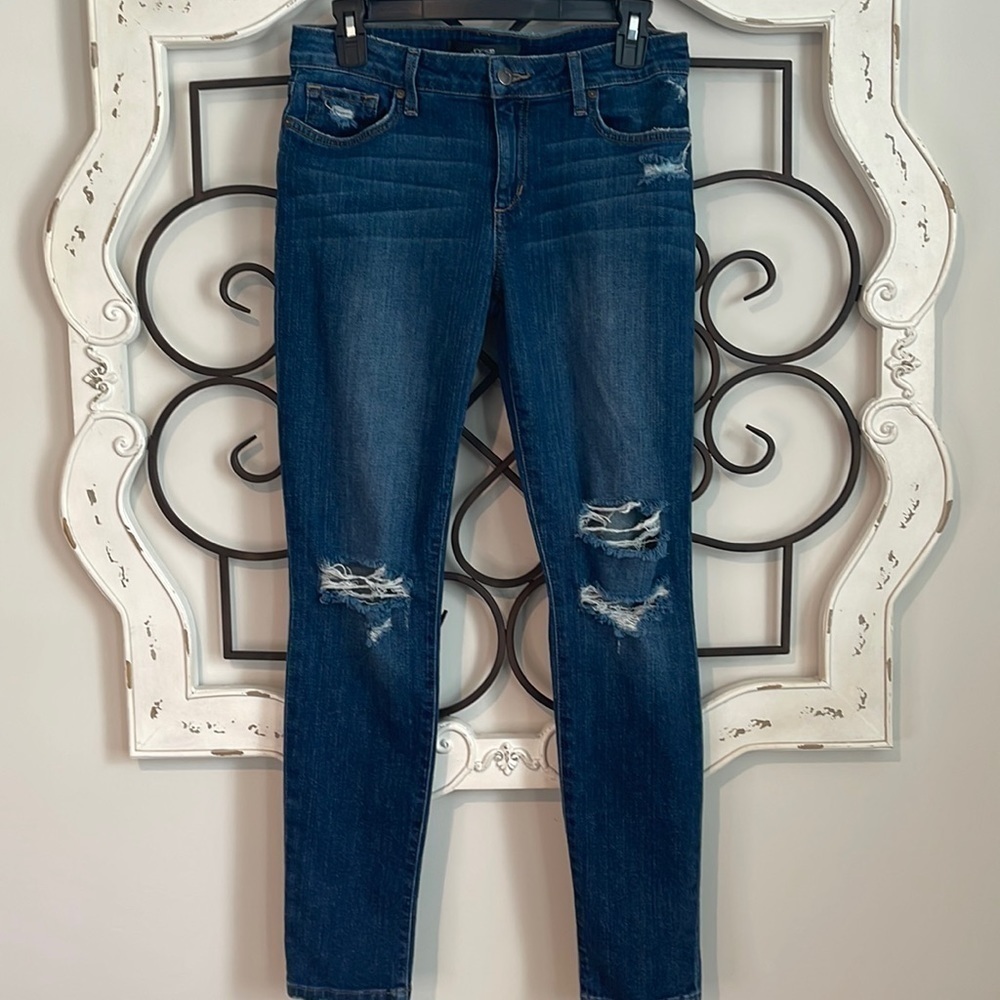 JOE'S JEANS MID-RISE DESTROYED/DISTRESSED VIDIKA WASH SIZE 28